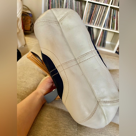 Coach Blue Soho Hampton Mini Daisy Tote Bag - Picture 4 of 8